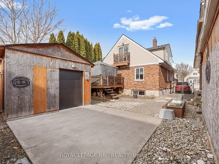 87 York St — Photo 14