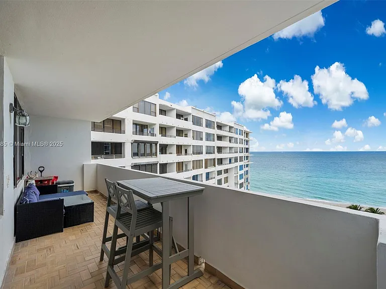3505 S Ocean Dr #1221 — Photo 4