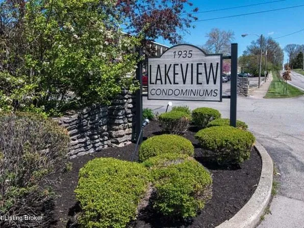 1935 Gardiner Ln APT J133, Louisville, KY 40205