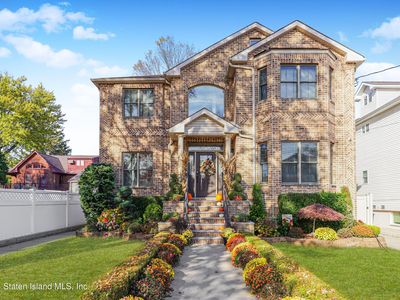 227 Vineland Ave, Staten Island, NY, 10312