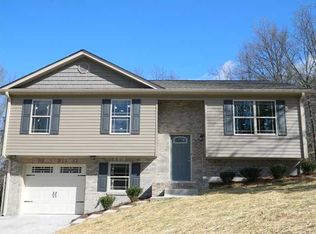 33 Campbell Cir, Ringgold, GA 30736