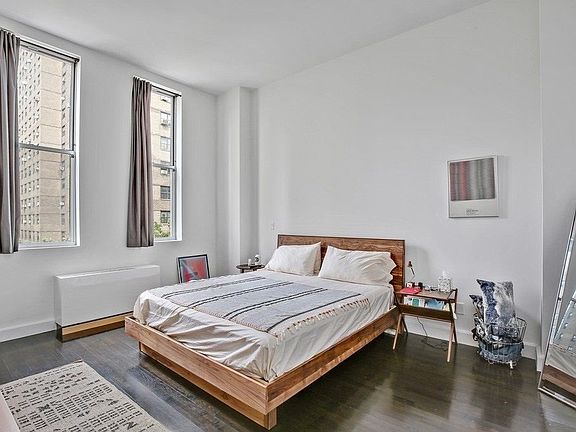 3rd image of 420 W 25th St APT 4D