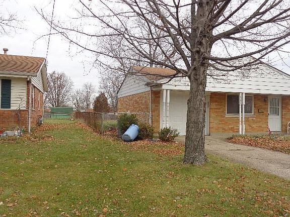 2nd image of 2562 Chesterhill Dr