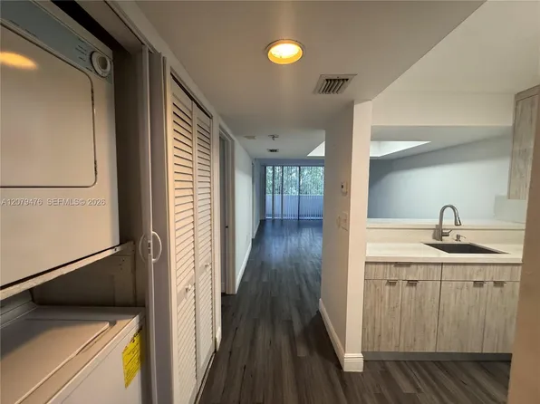 8002 SW 149th Ave APT B408, Miami, FL 33193