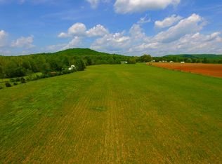 8596 Spring Creek Rd, Cookeville, TN 38506