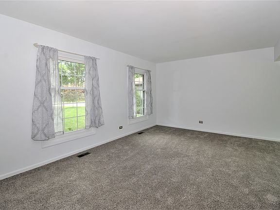 2nd image of 332 Birchwood Dr