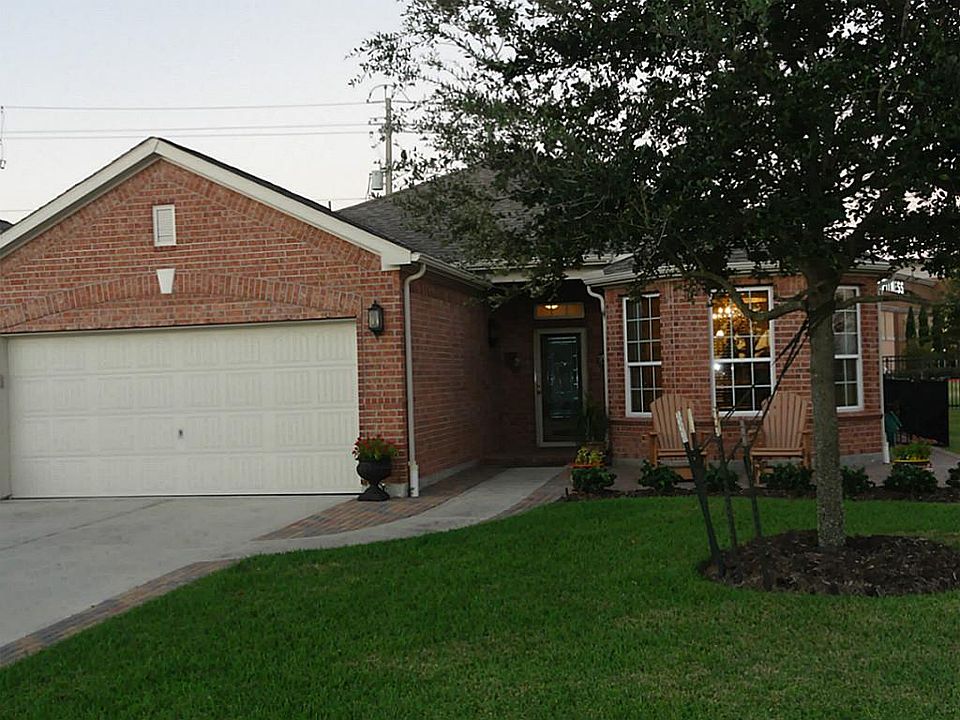 1st image of 1678 Cecina St