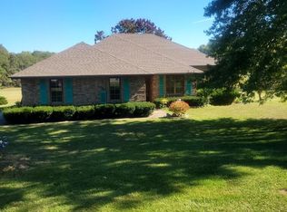 8404 Meadow Lake Dr, Willard, MO 65781