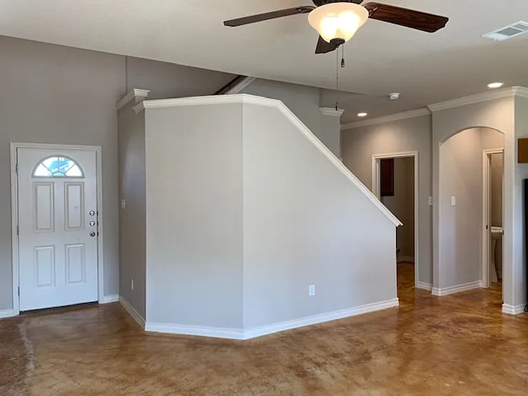 1784 Tristan Trl — Photo 2