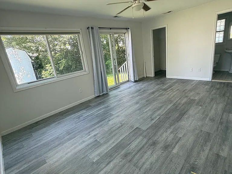3238 Meadow St — Photo 14