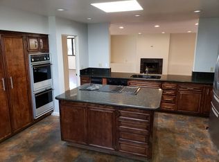 1135 Torrey Pines Rd, La Jolla, CA 92037