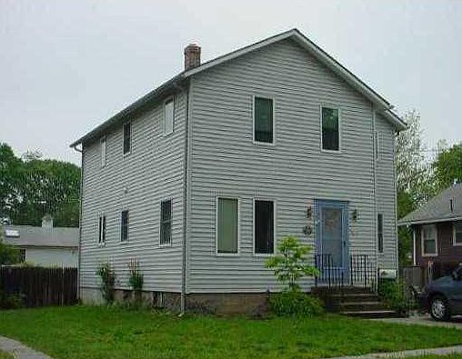 2nd image of 212 Holmes Rd