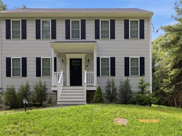 46 Clay St, Middleboro, MA 02346