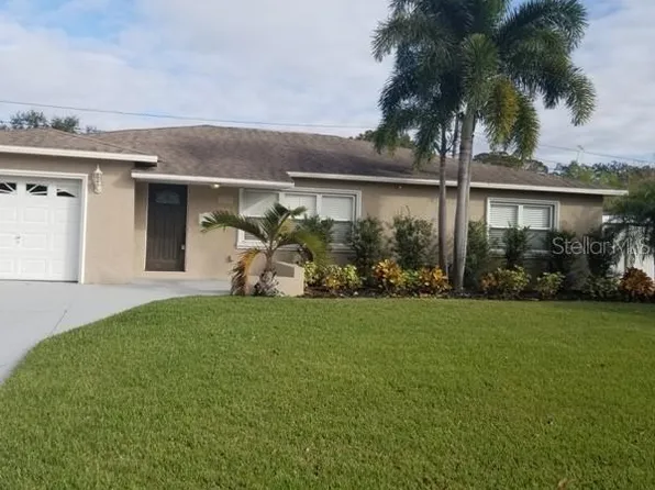 6545 17th Way N, Saint Petersburg, FL 33702