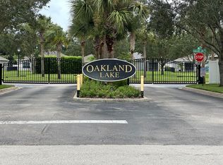 5230 Oakland Lake Cir, Fort Pierce, FL 34951