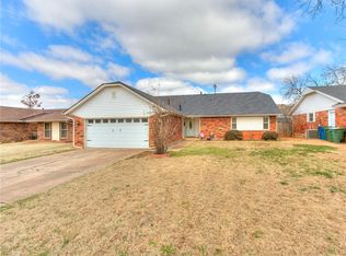 1209 Apollo Rd, Edmond, OK 73003