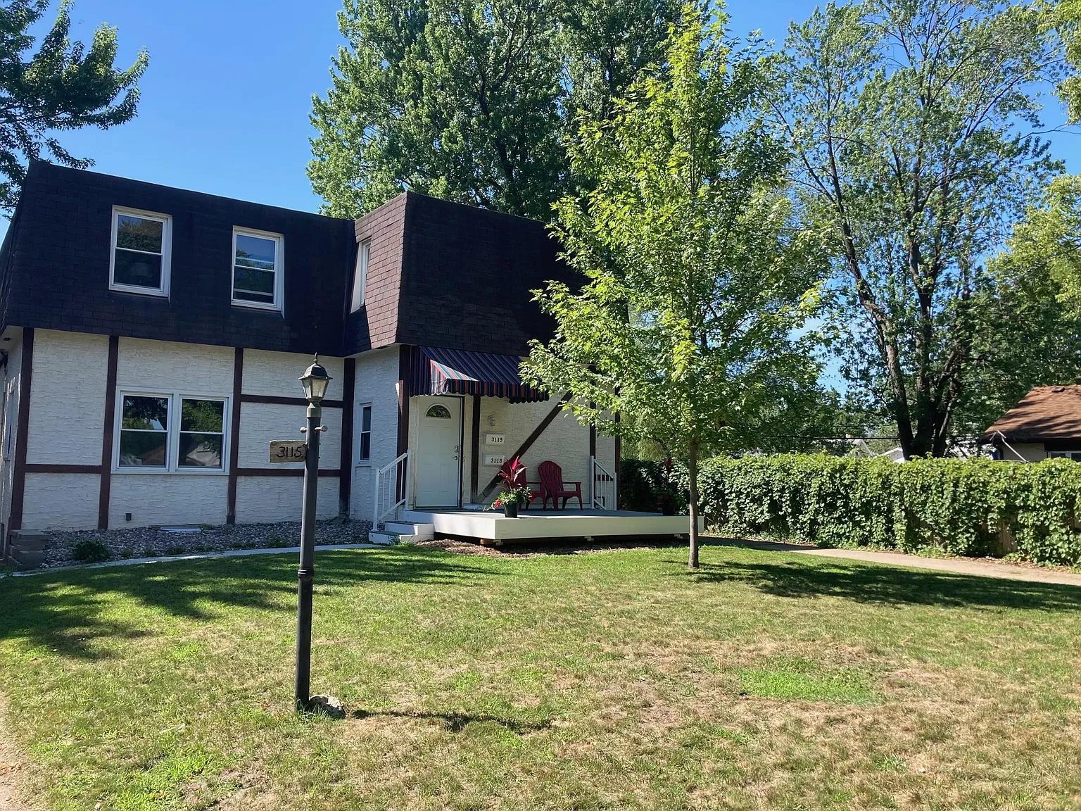 2 bed, 1100 sqft, $1,750 — Photo 2