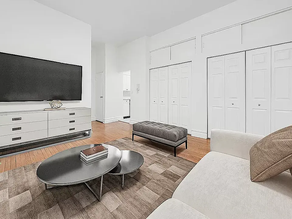 154 W 70th St #5G