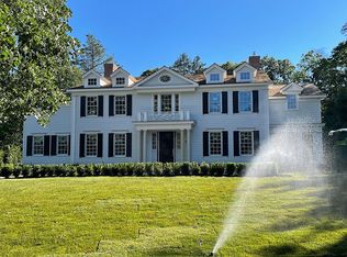 51 Balsar Ct, Syosset, NY 11791