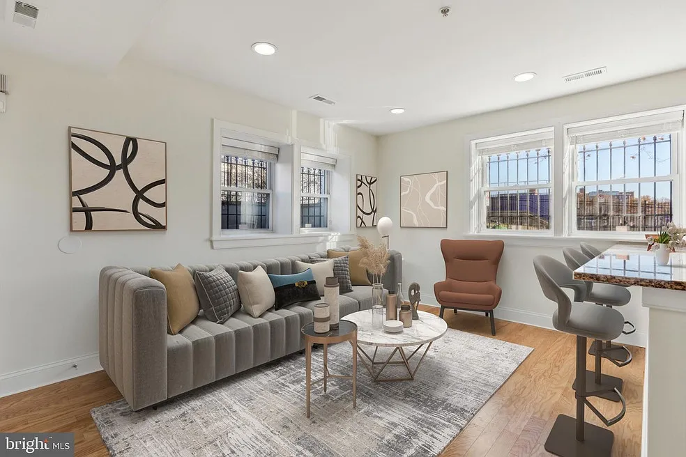 Building Photo - 1300 Belmont St NW #101