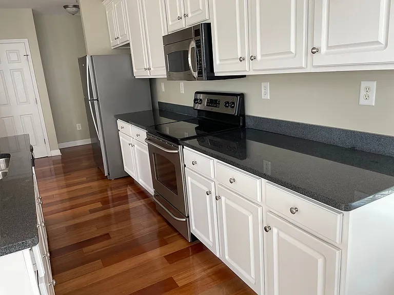 1790 Queen Anne St #1 — Photo 8