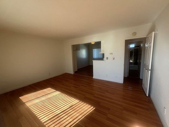 3rd image of 1840 Temple Ave APT D