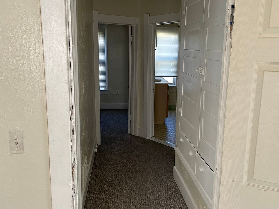 1st image of 1088 Tecumseh St