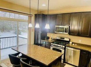 8259 Norwood Ln N, Maple Grove, MN 55369