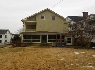 28 W 3rd St, Waynesboro, PA 17268