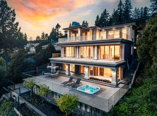 3008 Procter Ave, West Vancouver, BC V7V1G1