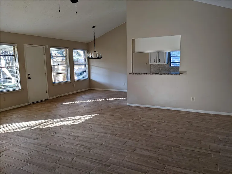 2519 Buffalo Trl — Photo 28