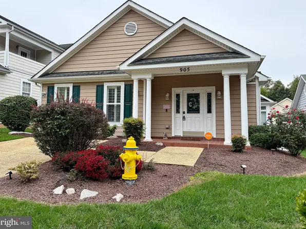 905 Hickory Cir, La Plata, MD 20646