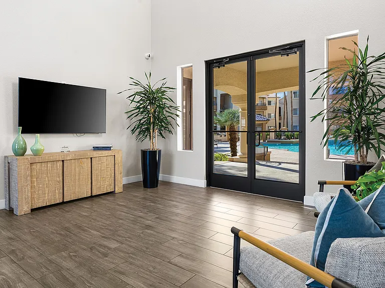 Sonterra Apartments at Paradise Valley — Photo 7