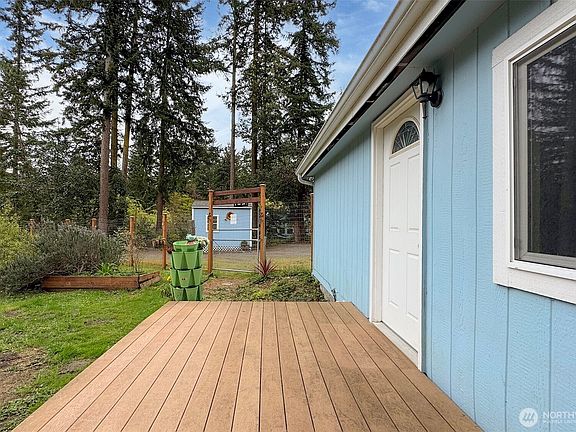 3rd image of 60 Rhododendron Drive