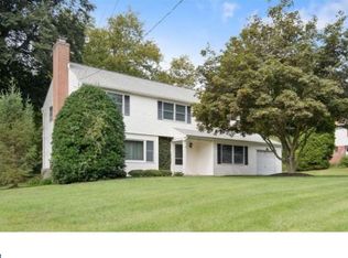 1312 Dunsinane Dr, West Chester, PA 19380
