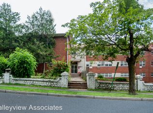 15 W Funston Ave APT 102, Spring Valley, NY 10977