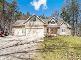 6262 Tiffany Pines Ct NE, Rockford, MI 49341