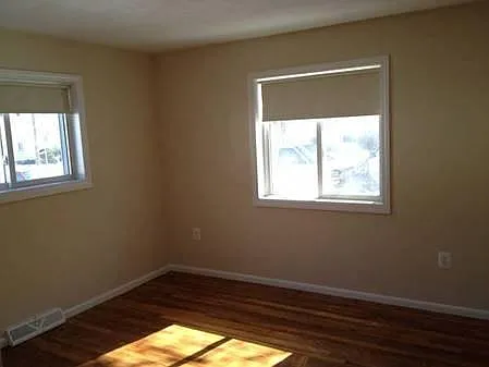 Thingvalla Ave — Photo 13
