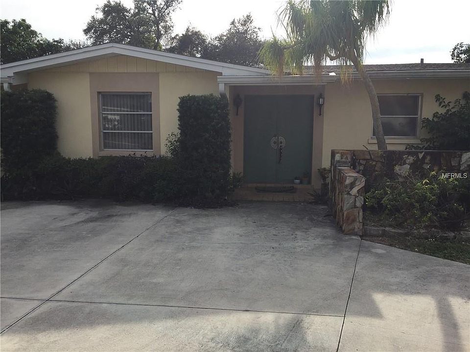 1st image of 2124 Montclair Dr