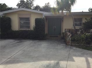 2124 Montclair Dr, Sarasota, FL 34231