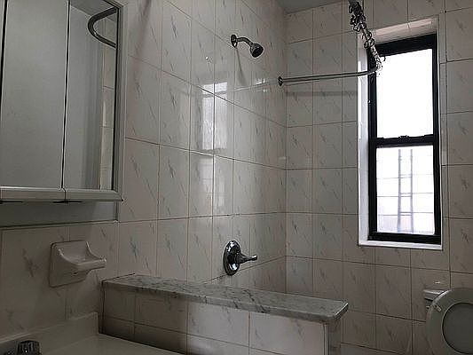 5th image of 556 W 153rd St #6F