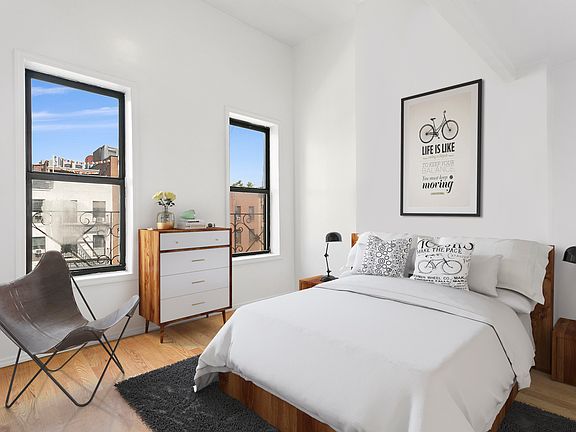 4th image of 359 W 45th St APT 5FN