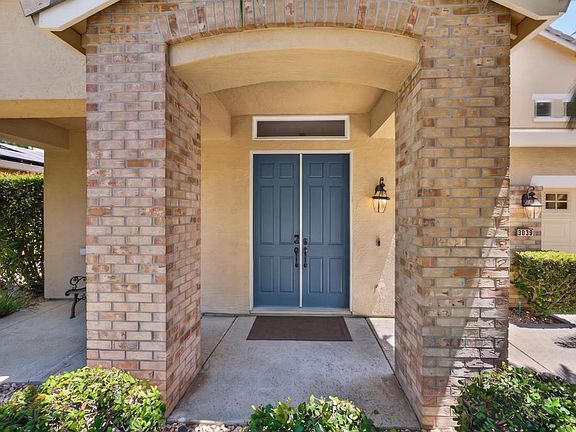 2nd image of 3039 Audubon Cir