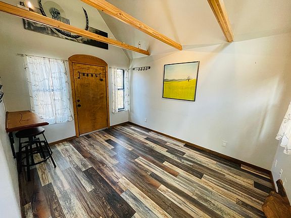 5th image of 3736 Forest Ave