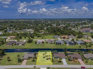415 Rotonda Cir #869, Rotonda West, FL 33947