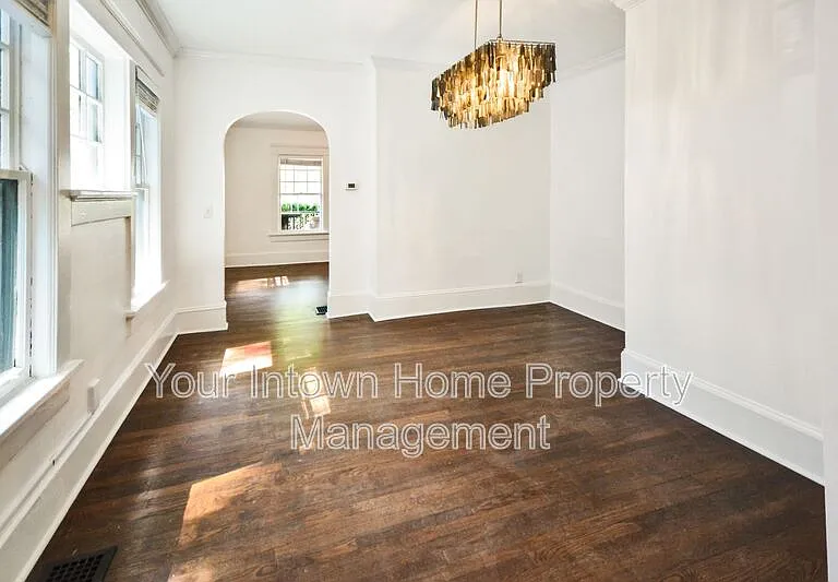 259 Atlanta Ave SE — Photo 11