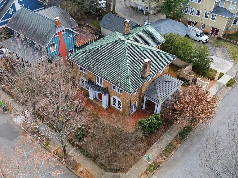 1313 College Pl — Photo 28