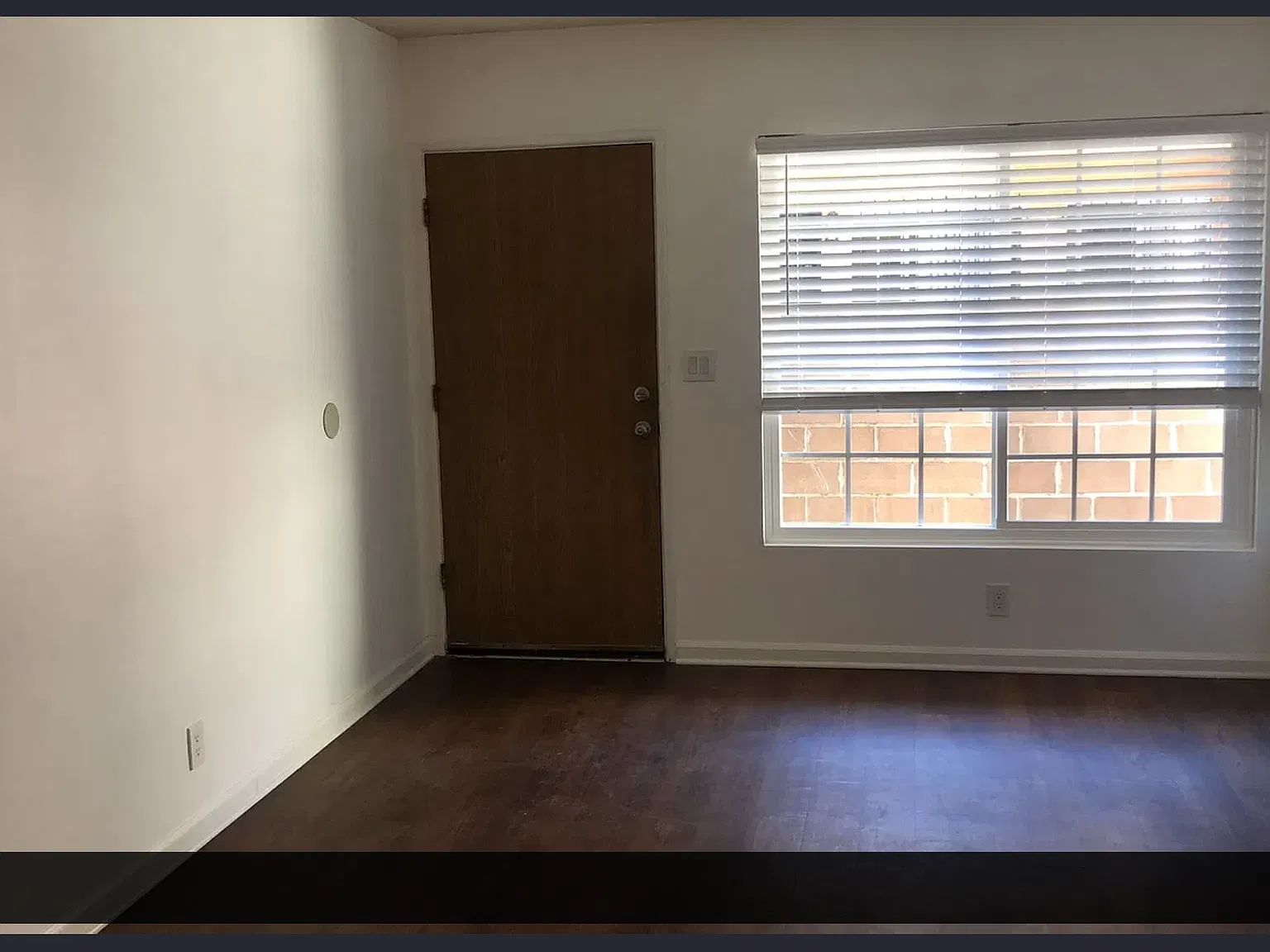 1 bed, 700 sqft, $2,200 — Photo 2