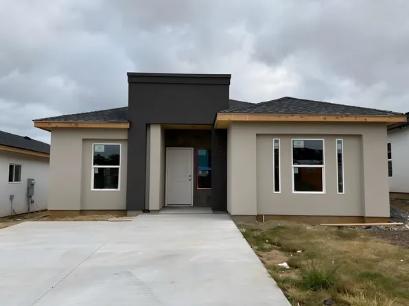 3804 Yoyis St, Laredo, TX 78046
