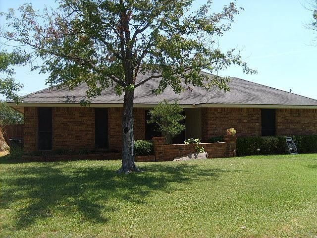 1st image of 833 Nicole Dr